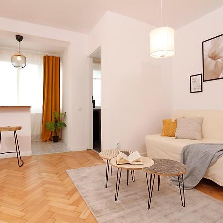 Апартаменты Chic Scandinavian Style Studio Бухарест Экстерьер фото