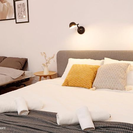 Апартаменты Chic Scandinavian Style Studio Бухарест Экстерьер фото